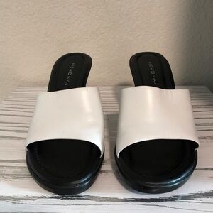 Y2k Merona Women's Black and White Heel Sandals